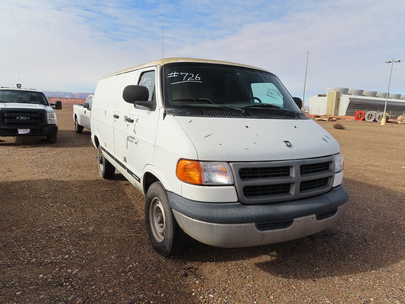 2001  Van, Dodge Ram (SRP 726)