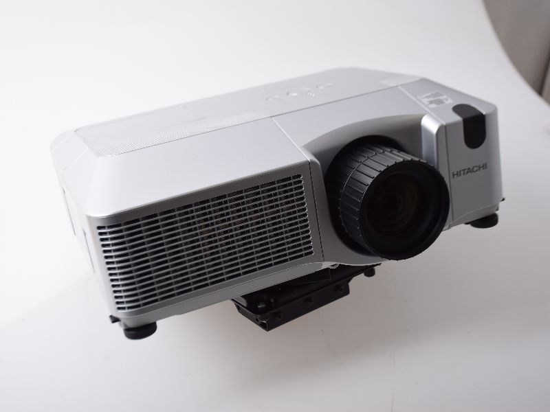 Hitachi cp-wux645n projector 