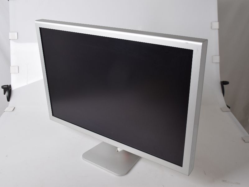 Apple 30" Monitor, Model A1083*