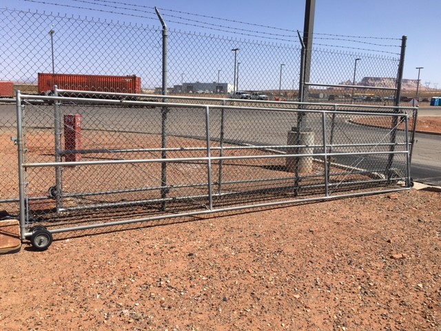 Gate, chain-link